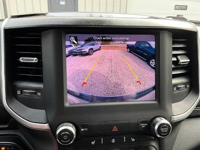 2020 RAM 1500 Big Horn 4x4 Crew Cab 6'4" Box