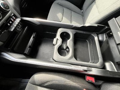 2020 RAM 1500 Big Horn 4x4 Crew Cab 6'4" Box