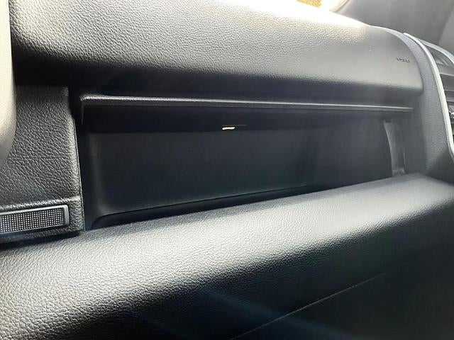 2020 RAM 1500 Big Horn 4x4 Crew Cab 6'4" Box