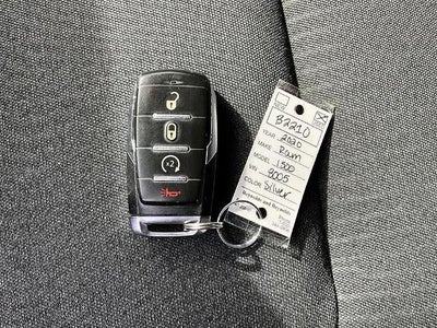 2020 RAM 1500 Big Horn 4x4 Crew Cab 6'4" Box