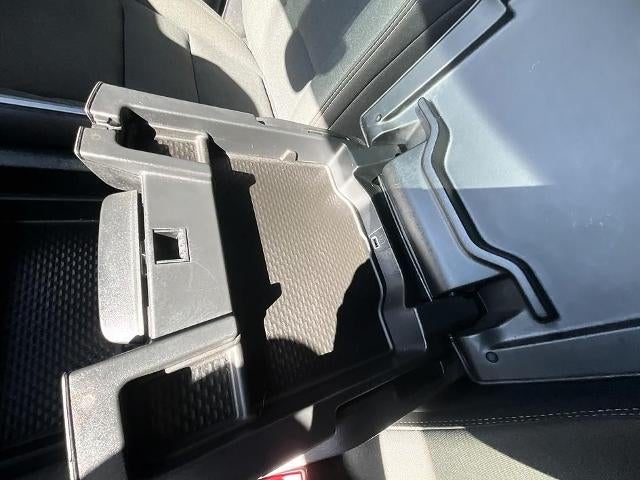 2023 RAM 1500 Big Horn 4x4 Crew Cab 6'4" Box