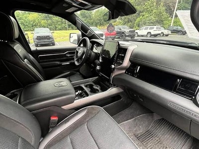 2025 RAM 1500 Laramie 4x4 Crew Cab 6'4" Box