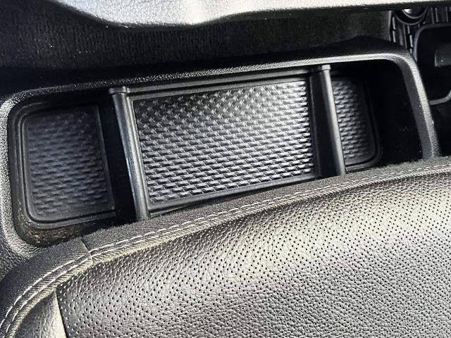 2022 RAM 1500 Laramie 4x4 Crew Cab 6'4" Box