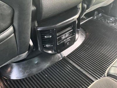 2022 RAM 1500 Laramie 4x4 Crew Cab 6'4" Box