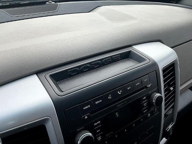 2009 Dodge Ram 1500 2WD Crew Cab 5.6 Ft Box SLT