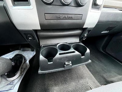 2009 Dodge Ram 1500 2WD Crew Cab 5.6 Ft Box SLT