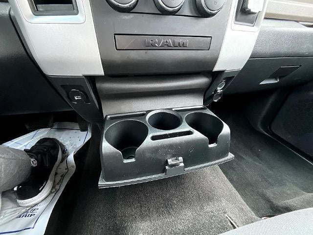 2009 Dodge Ram 1500 2WD Crew Cab 5.6 Ft Box SLT