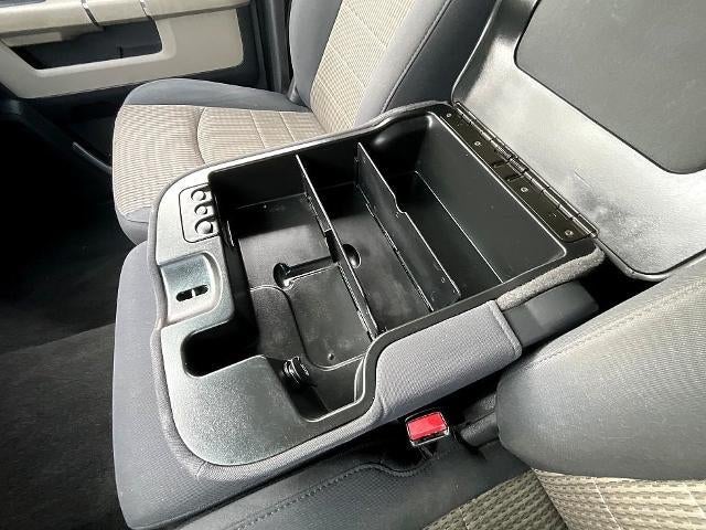 2009 Dodge Ram 1500 2WD Crew Cab 5.6 Ft Box SLT