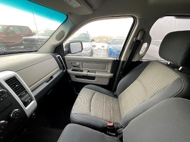 2009 Dodge Ram 1500 2WD Crew Cab 5.6 Ft Box SLT