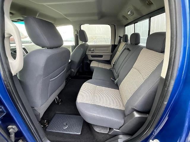 2009 Dodge Ram 1500 2WD Crew Cab 5.6 Ft Box SLT