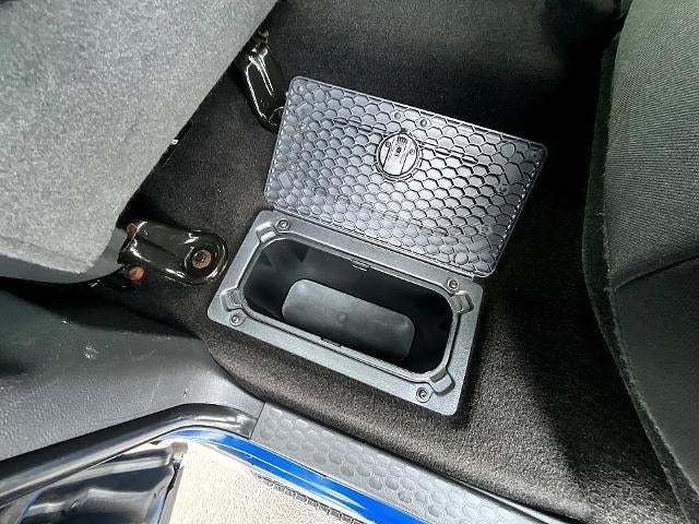 2009 Dodge Ram 1500 2WD Crew Cab 5.6 Ft Box SLT