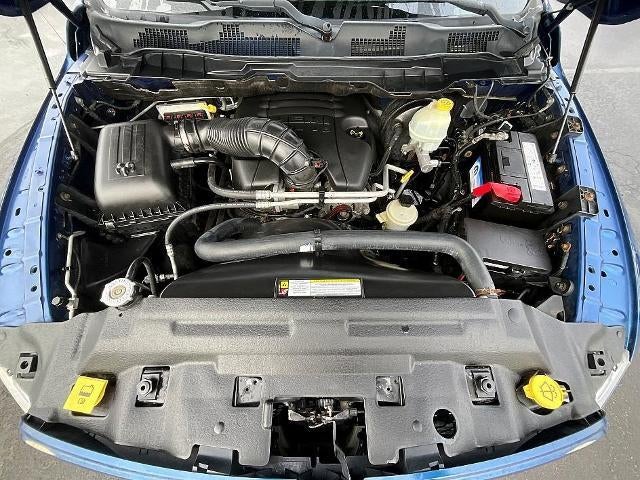 2009 Dodge Ram 1500 2WD Crew Cab 5.6 Ft Box SLT