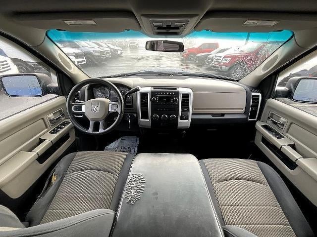 2009 Dodge Ram 1500 2WD Crew Cab 5.6 Ft Box SLT