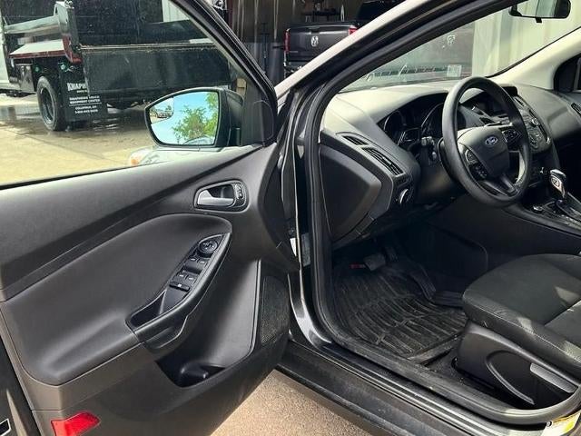 2016 Ford Focus 4dr Sdn SE