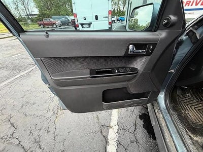 2012 Ford Escape FWD 4dr Limited