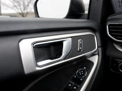 2023 Ford Explorer XLT 4WD