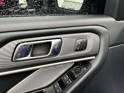 2025 Ford Explorer ST 4WD