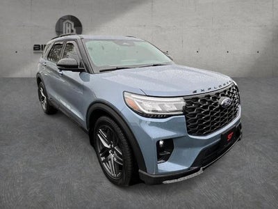 2025 Ford Explorer ST 4WD