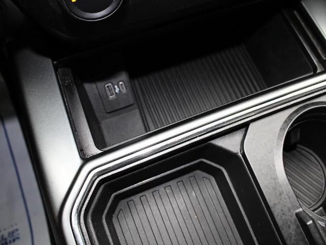 2022 Ford Super Duty F-250 SRW XLT 4WD Crew Cab 6.75' Box