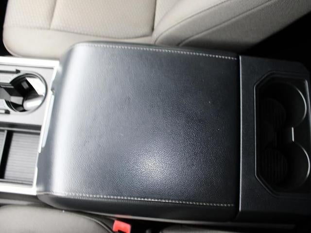 2022 Ford Super Duty F-250 SRW XLT 4WD Crew Cab 6.75' Box