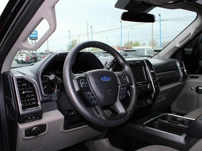 2022 Ford Super Duty F-250 SRW XLT 4WD Crew Cab 6.75' Box