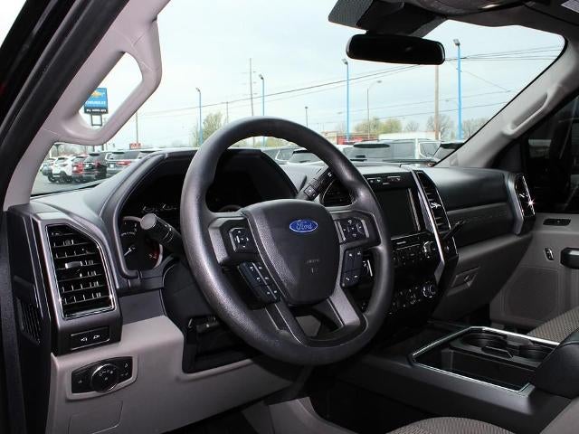 2022 Ford Super Duty F-250 SRW XLT 4WD Crew Cab 6.75' Box