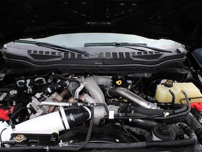 2022 Ford Super Duty F-250 SRW XLT 4WD Crew Cab 6.75' Box
