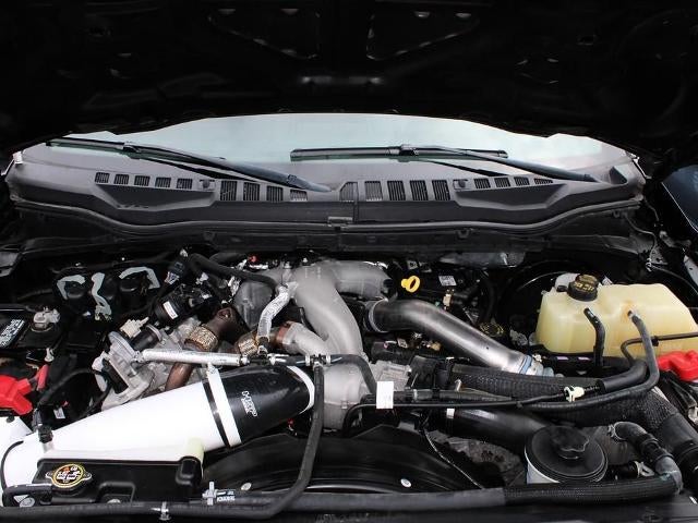 2022 Ford Super Duty F-250 SRW XLT 4WD Crew Cab 6.75' Box