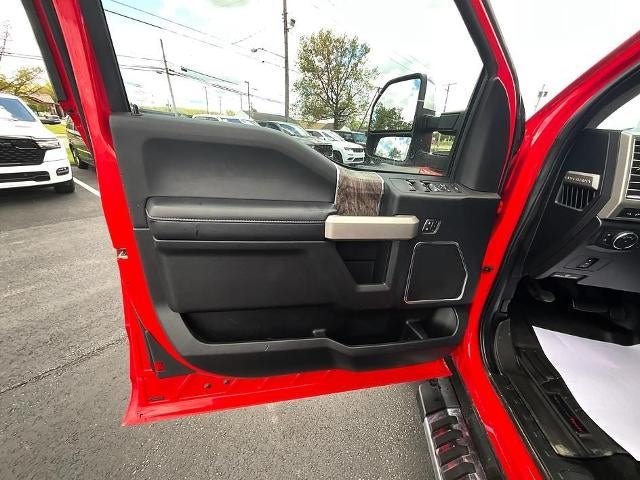 2017 Ford Super Duty F-250 SRW Lariat 4WD SuperCab 6.75' Box