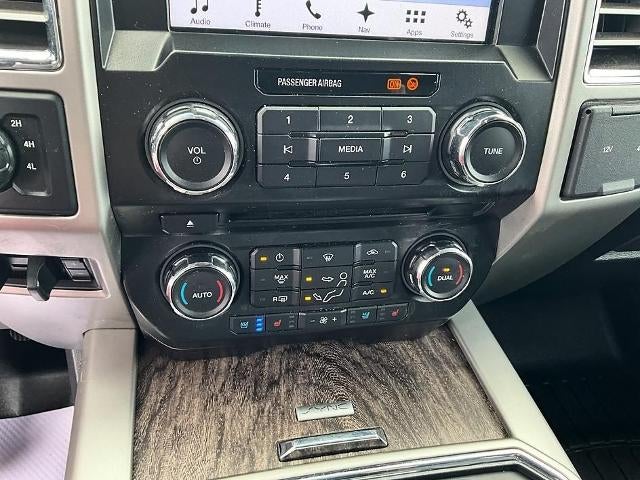 2017 Ford Super Duty F-250 SRW Lariat 4WD SuperCab 6.75' Box