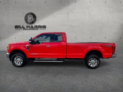 2017 Ford Super Duty F-250 SRW Lariat 4WD SuperCab 6.75' Box