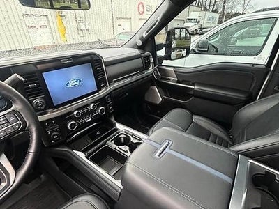 2026 Ford Super Duty F-250 SRW Platinum 4WD Crew Cab 6.75' Box