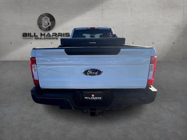 2018 Ford Super Duty F-350 SRW XL 4WD Crew Cab 6.75' Box