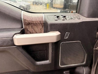 2019 Ford Super Duty F-350 SRW LARIAT 4WD Crew Cab 6.75' Box