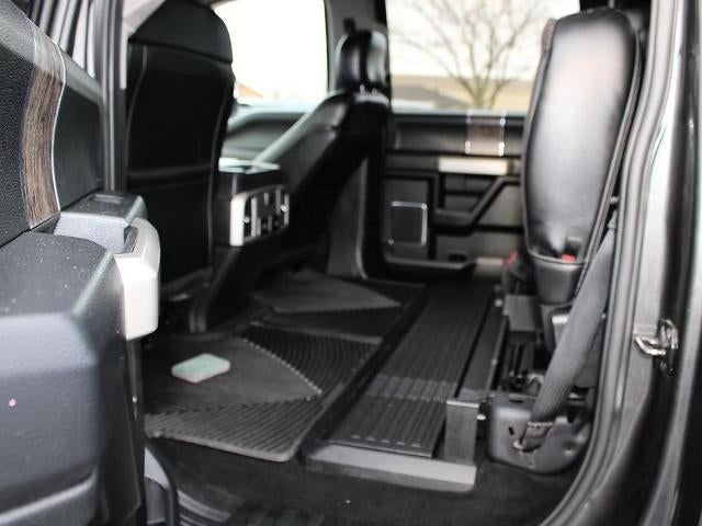 2019 Ford Super Duty F-350 SRW LARIAT 4WD Crew Cab 6.75' Box