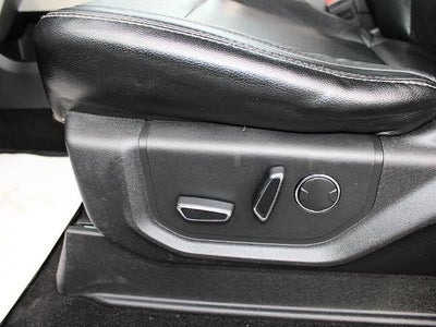 2019 Ford Super Duty F-350 SRW LARIAT 4WD Crew Cab 6.75' Box