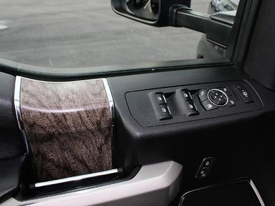 2019 Ford Super Duty F-350 SRW LARIAT 4WD Crew Cab 6.75' Box