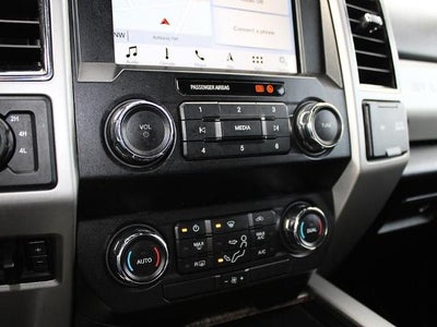 2019 Ford Super Duty F-350 SRW LARIAT 4WD Crew Cab 6.75' Box