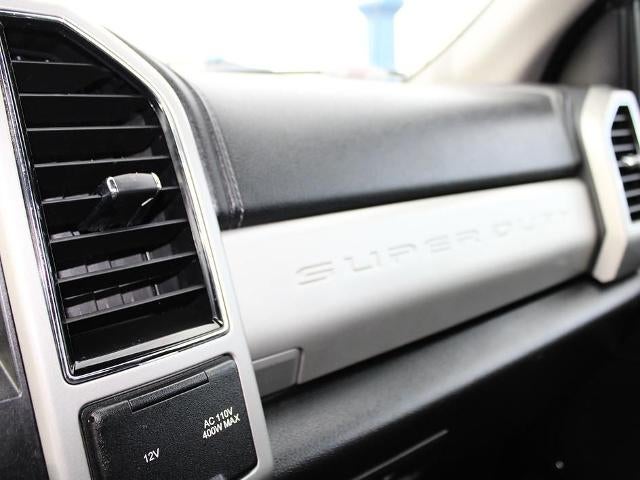 2019 Ford Super Duty F-350 SRW LARIAT 4WD Crew Cab 6.75' Box