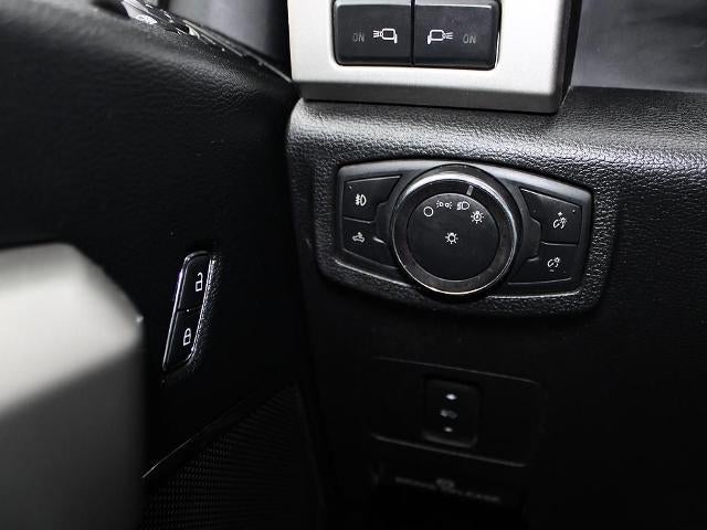 2019 Ford Super Duty F-350 SRW LARIAT 4WD Crew Cab 6.75' Box