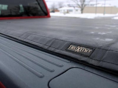 2015 Ford Super Duty F-350 SRW 4WD Crew Cab 6-3/4 Ft Box XLT