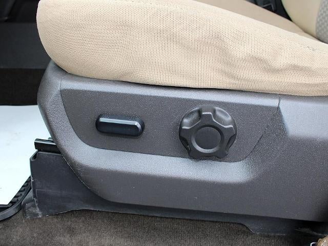 2015 Ford Super Duty F-350 SRW 4WD Crew Cab 6-3/4 Ft Box XLT