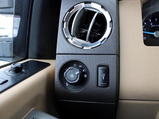 2015 Ford Super Duty F-350 SRW 4WD Crew Cab 6-3/4 Ft Box XLT