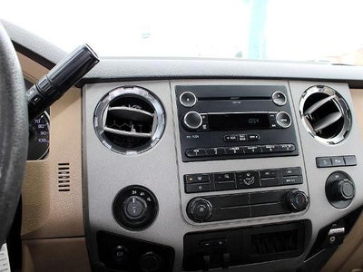 2015 Ford Super Duty F-350 SRW 4WD Crew Cab 6-3/4 Ft Box XLT