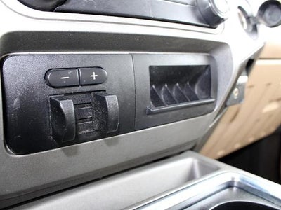 2015 Ford Super Duty F-350 SRW 4WD Crew Cab 6-3/4 Ft Box XLT