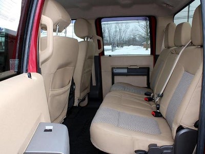 2015 Ford Super Duty F-350 SRW 4WD Crew Cab 6-3/4 Ft Box XLT