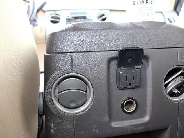 2015 Ford Super Duty F-350 SRW 4WD Crew Cab 6-3/4 Ft Box XLT