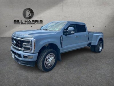 2025 Ford Super Duty F-350 DRW Platinum 4WD Crew Cab 8' Box