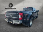 2017 Ford Super Duty F-350 DRW Lariat 4WD Crew Cab 8' Box