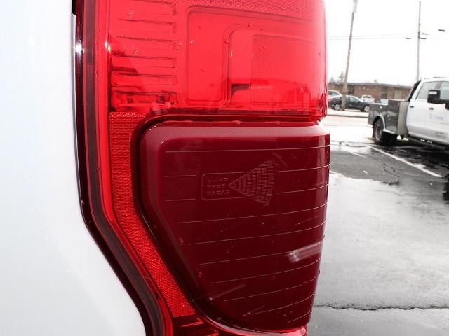 2022 Ford Super Duty F-450 DRW Limited 4WD Crew Cab 8' Box